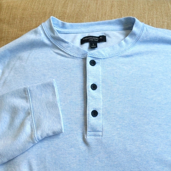 Banana Republic Core Temp Mesh Henley, Men's L